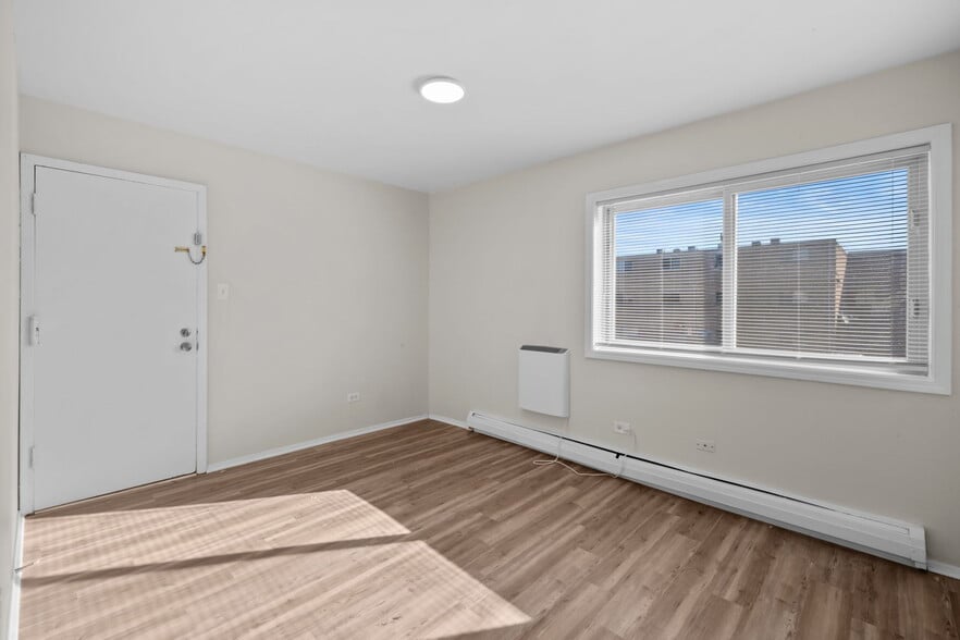 More Photos Of 3069 Bernice Rd, Lansing Apartments For Sale