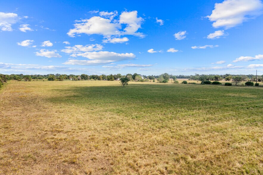 More Photos Of 14935 Highway 36, Needville Land For Sale