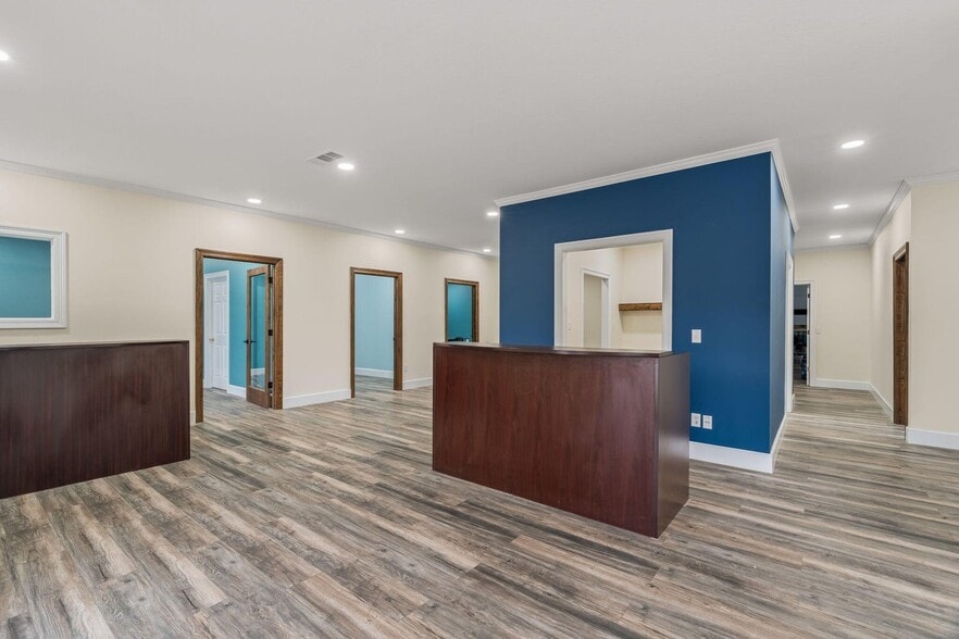 More Photos Of 2767 MS-15, Bay Springs Office For Sale