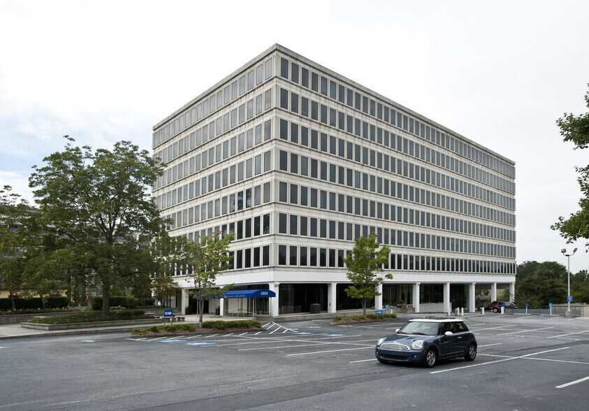 More Photos Of 1800 Peachtree St NW, Atlanta Loft Creative Space For Lease