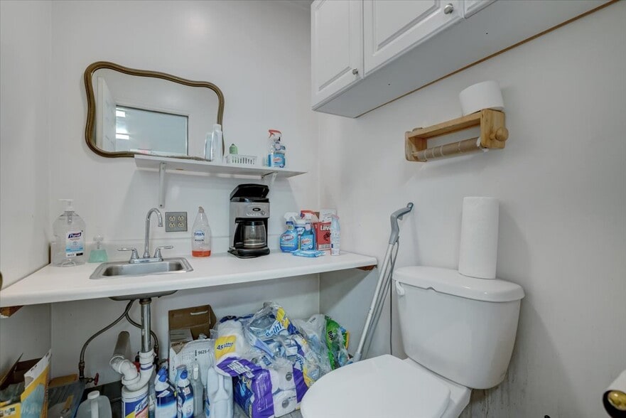 More Photos Of 530 S Main St, Bangor Manufacturing For Sale