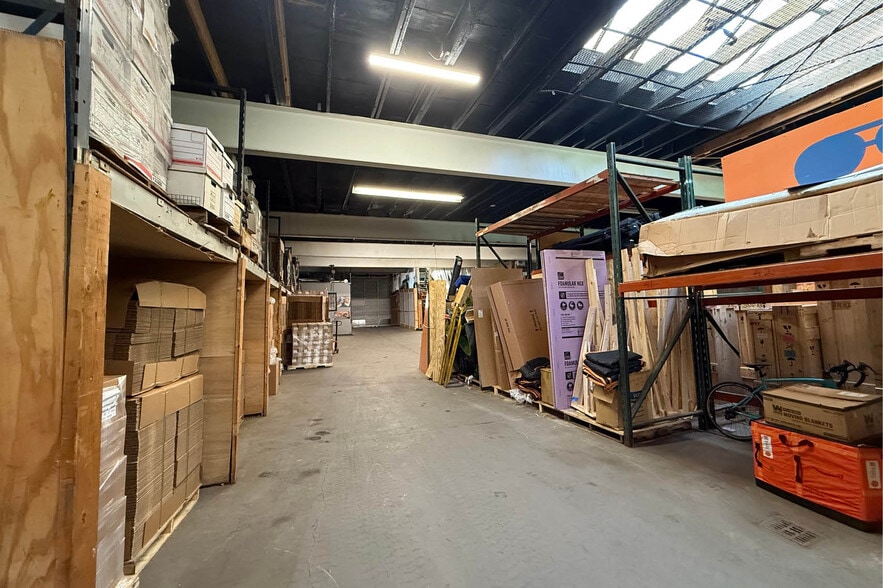 More Photos Of 1722 W Carroll Ave, Chicago Warehouse For Sale