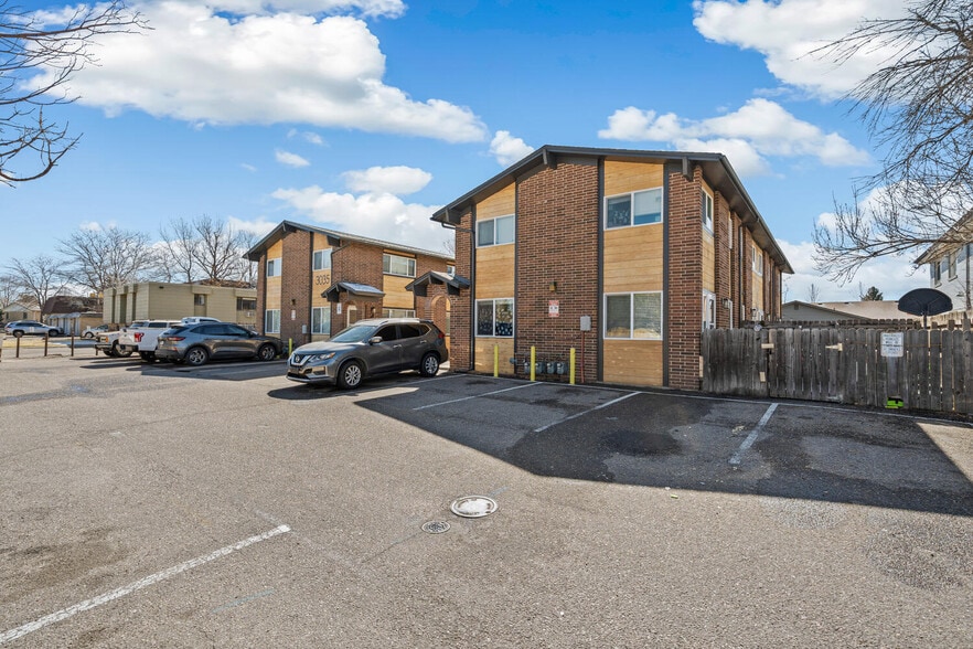 More Photos Of 3035 17th Ave, Longmont Apartments For Sale