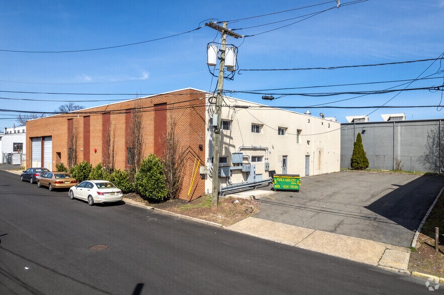 More Photos Of 230 Marion Ave, Linden Research And Development For Sale