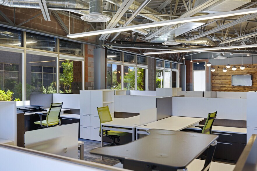 More Photos Of 8901 E Pima Center Pky, Scottsdale Office For Lease