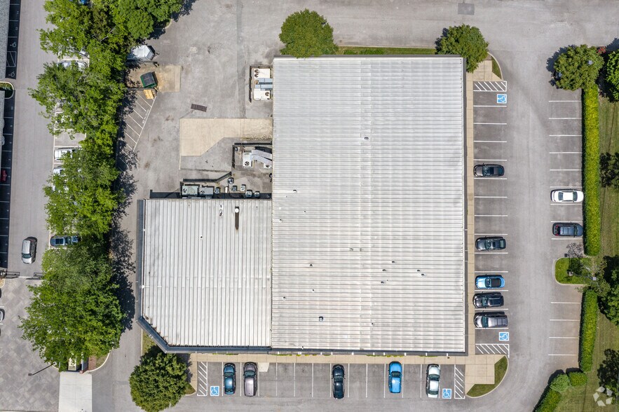 More Photos Of 1897 General George Patton Dr, Franklin Office For Lease