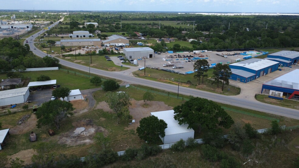 More Photos Of 2424 FM 359 Rd S, Brookshire Industrial For Lease