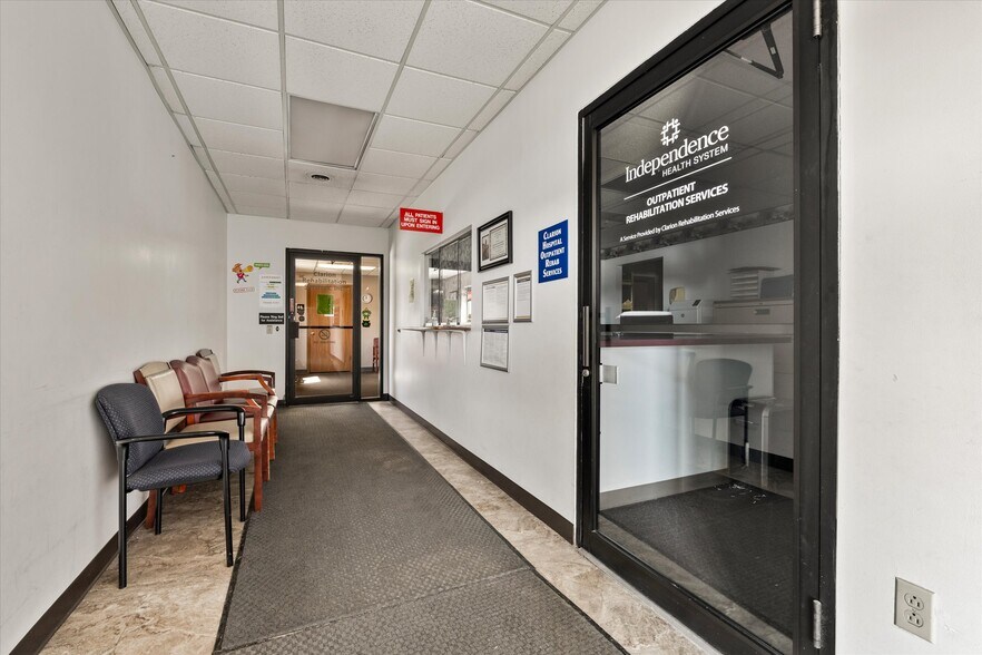 More Photos Of 18 Sportsman Dr, Clarion Medical For Lease