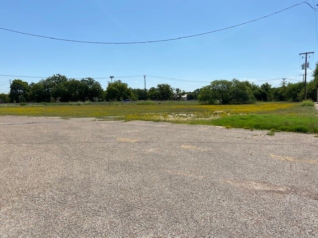 More Photos Of 428 NE Wilshire Blvd, Burleson Land For Sale