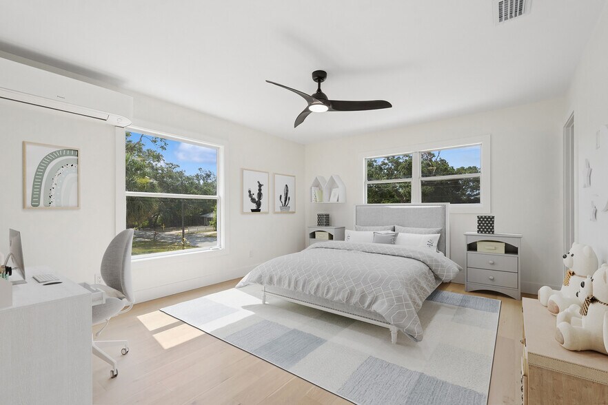 More Photos Of 2655 Bay St, Sarasota Apartments For Sale