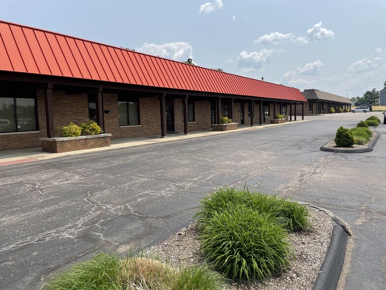 More Photos Of 103 5th St SE, Barberton Medical For Sale