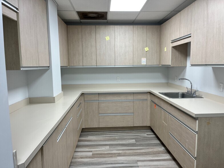 More Photos Of 555 N Congress Ave, Boynton Beach Medical For Lease