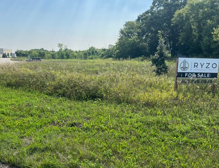 More Photos Of 2600 W Corporate Preserve Dr, Oak Creek Land For Sale