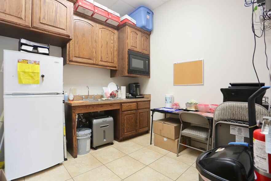 More Photos Of 20742 Stone Oak Pky, San Antonio Office For Lease