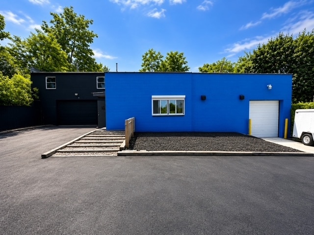 Primary Photo Of 10210 Woodland Ave, Cleveland Flex For Sale