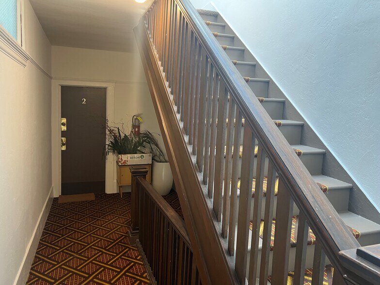 More Photos Of 19 Moss St, San Francisco Apartments For Sale