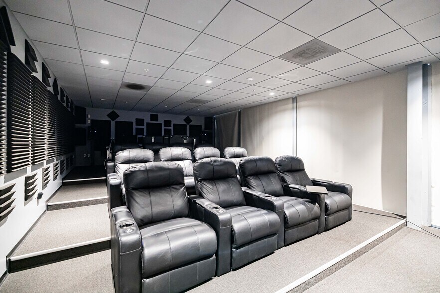 More Photos Of 2221 Rosecrans Ave, El Segundo Office For Lease