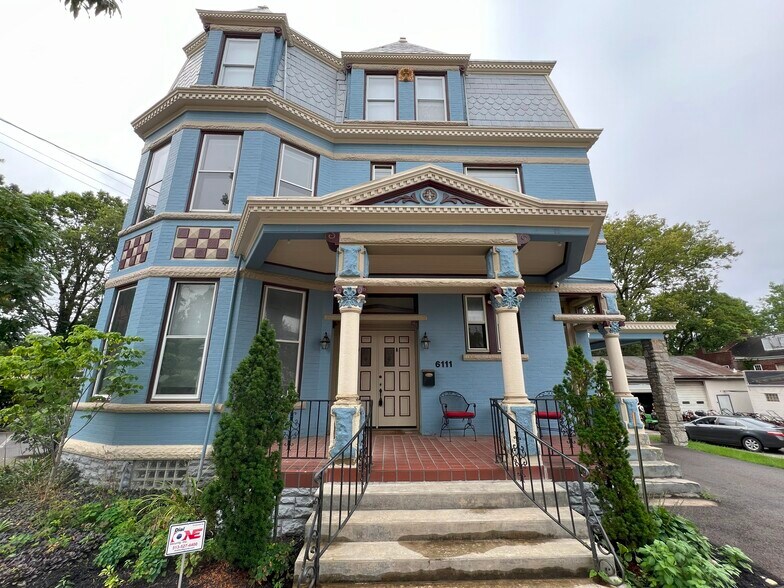 More Photos Of 6111 Madison Rd, Cincinnati Office Residential For Sale