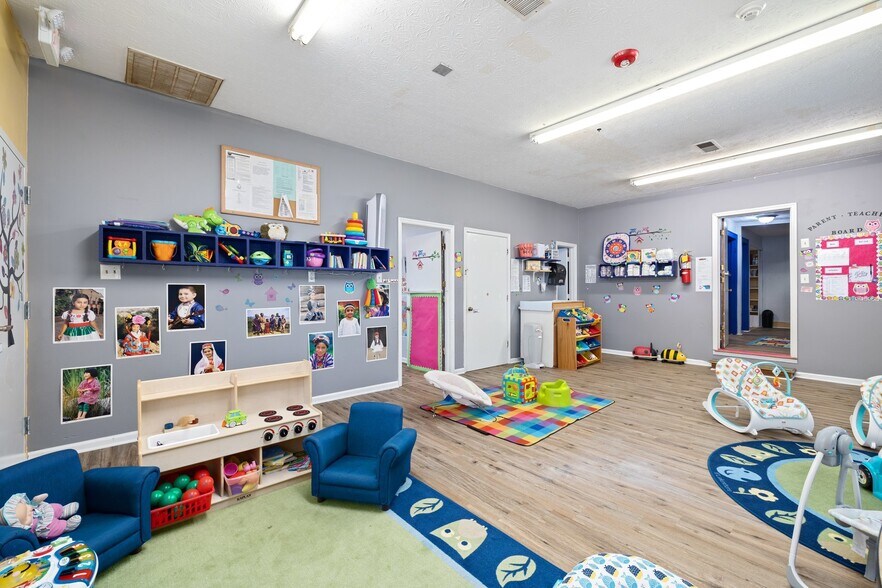 More Photos Of 824 Temple Rd, Bremen Daycare Center For Sale
