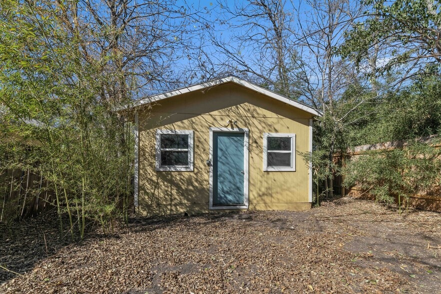 More Photos Of 5210 Woodrow Ave, Austin Land For Sale