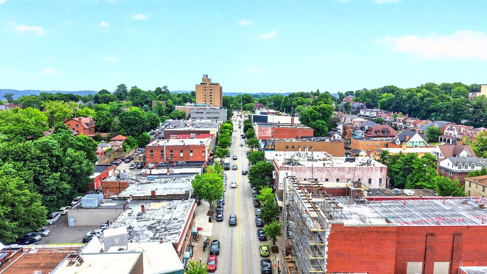 More Photos Of 5818 Forbes Ave, Pittsburgh Supermarket For Sale