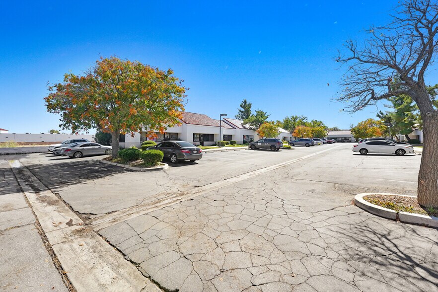 More Photos Of , Palmdale Office For Sale