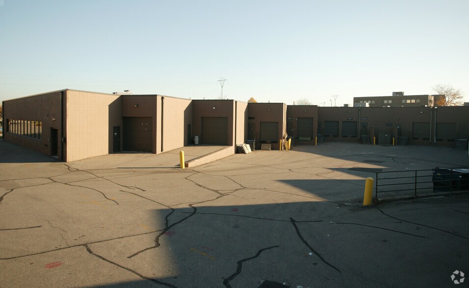 More Photos Of 1801 American Blvd E, Bloomington Research And Development For Sale