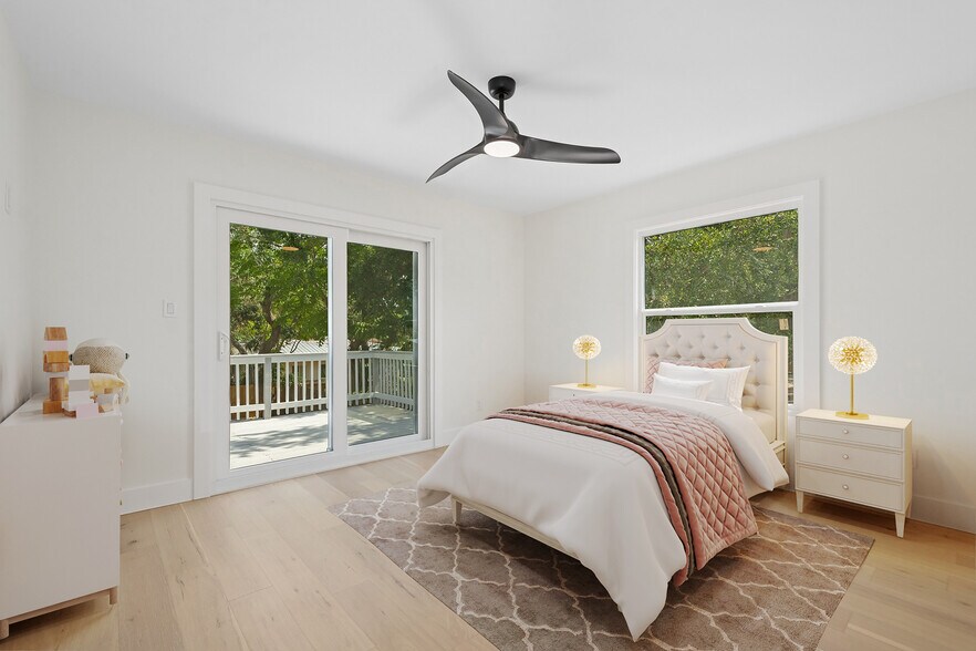 More Photos Of 2655 Bay St, Sarasota Apartments For Sale