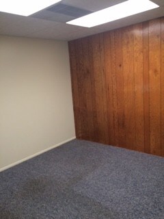 More Photos Of 817 Kilbourne St, Bellevue Medical For Lease