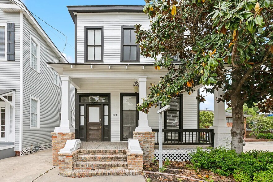 Primary Photo Of 624 Saint Ferdinand St, New Orleans Office For Sale