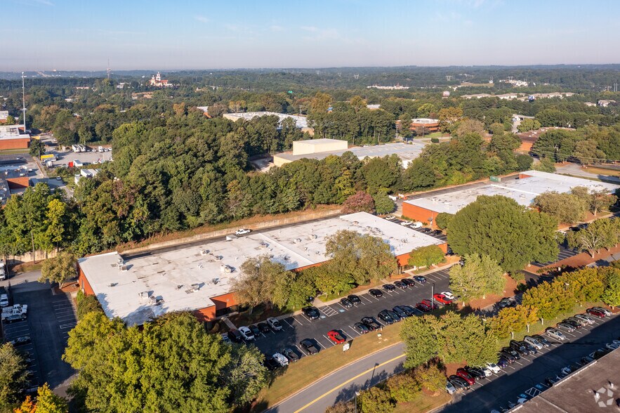 More Photos Of 1780 Corporate Dr, Norcross Warehouse For Lease
