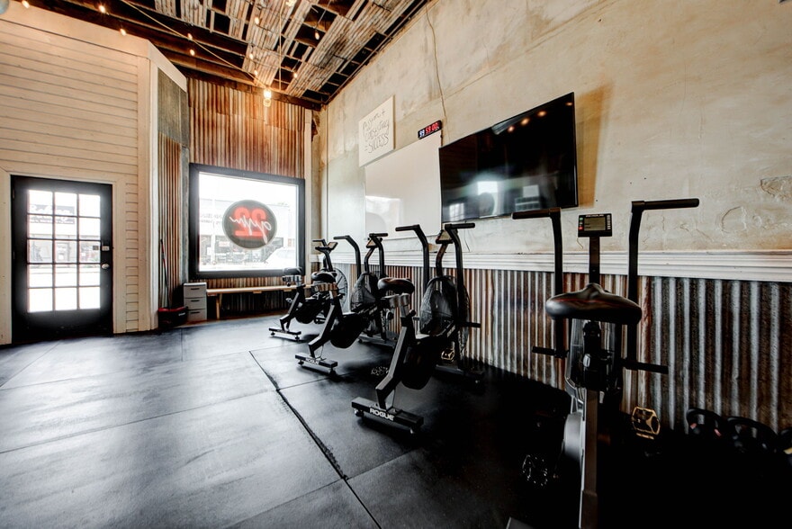 More Photos Of 210 Main st, Minco Health Club For Sale