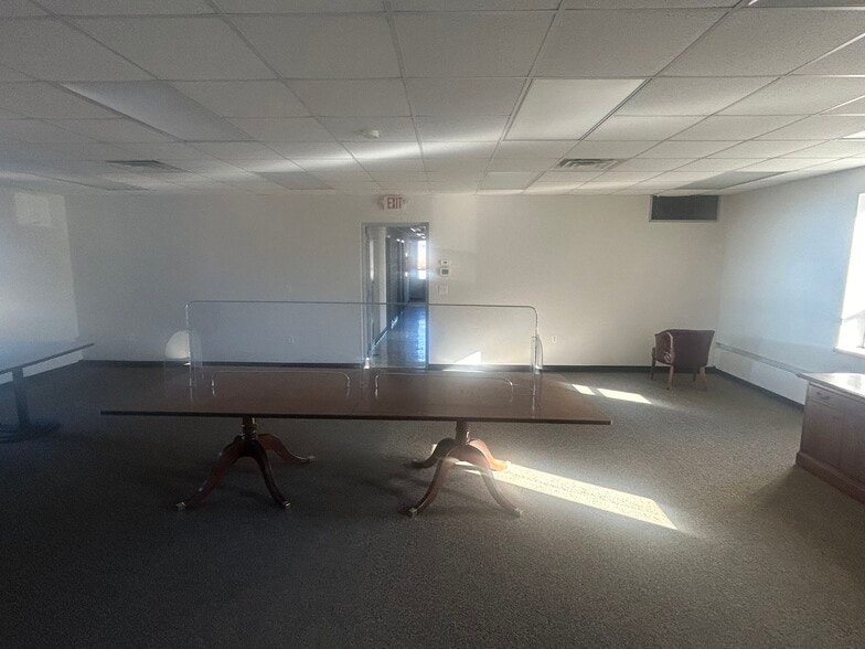 More Photos Of 712 N Franklin St, Watkins Glen Bank For Lease