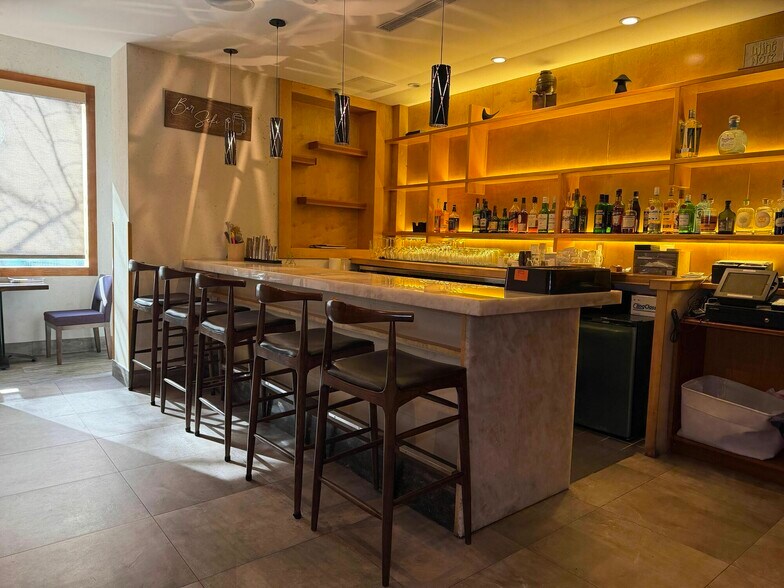 More Photos Of 365-367 W 46th St, New York Apartments For Lease