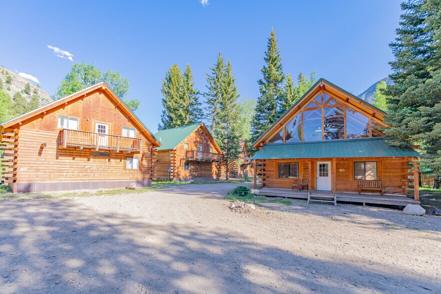 More Photos Of 860 County Road 142, Lake City Hotel For Sale