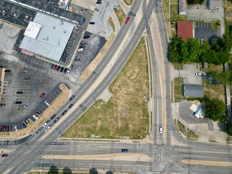 More Photos Of 1321 N Oakland Ave, Decatur Land For Sale