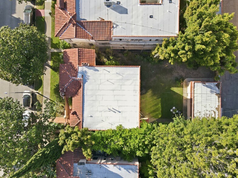 More Photos Of 1232 Smithwood Dr, Los Angeles Apartments For Sale