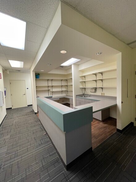 More Photos Of 15419 NE 20th St, Bellevue Medical For Sale