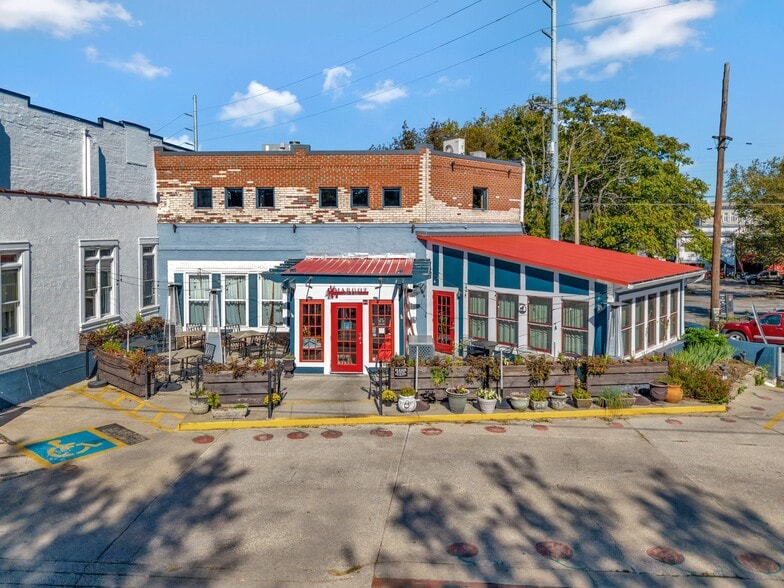 More Photos Of 1017 Woodland St, Nashville Freestanding For Sale