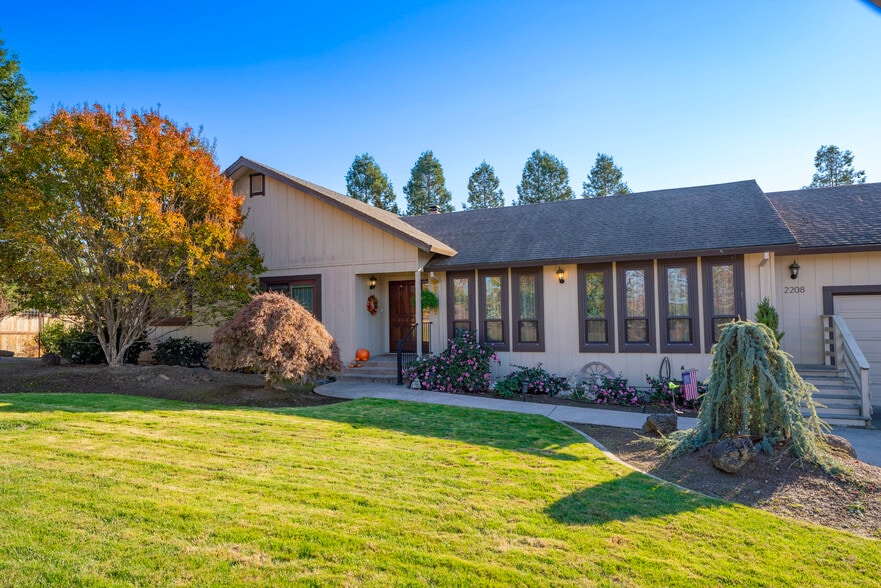 More Photos Of 2208 Olivet Rd, Santa Rosa Industrial For Sale