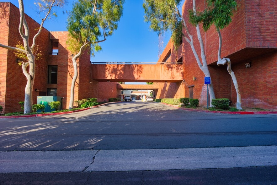 More Photos Of 7200-7202 Greenleaf Ave, Whittier Office For Lease