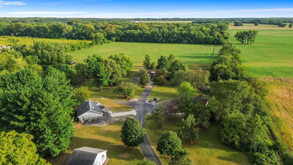 Primary Photo Of 2507 E 1100 N, Demotte Apartments For Sale