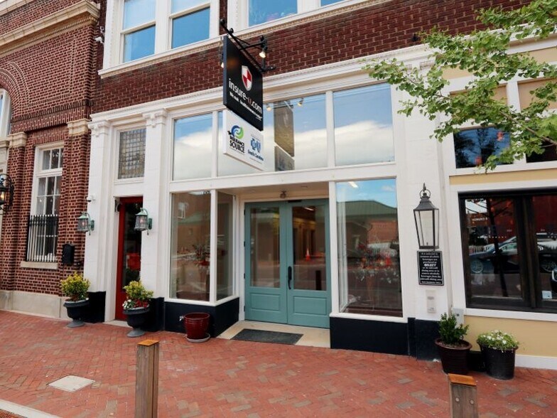 Primary Photo Of 114 Trade St, Greer Office For Lease