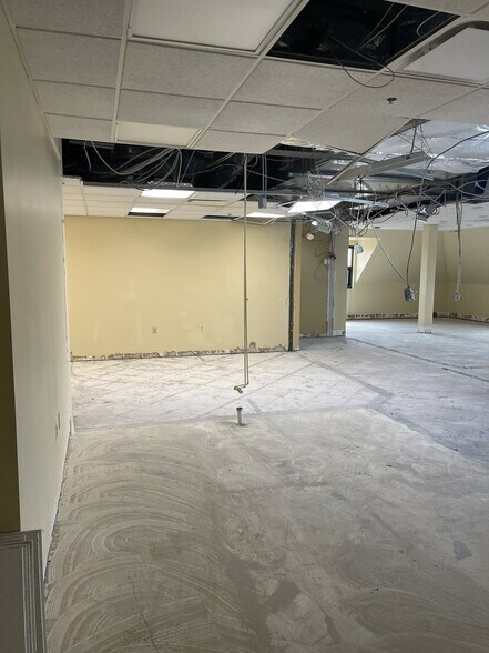 More Photos Of 1311 S Main St, Mount Airy Unknown For Lease