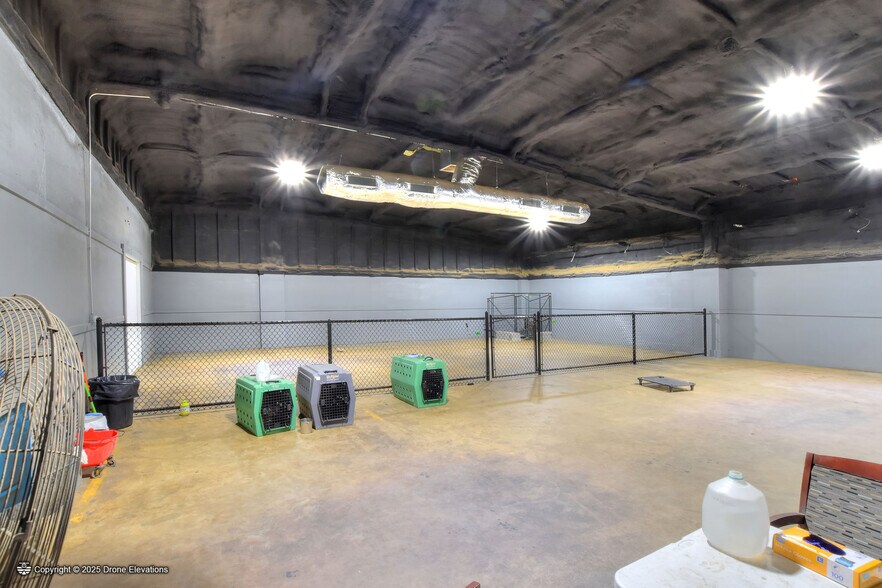 More Photos Of 3701 E Trapnell Rd, Plant City Distribution For Sale