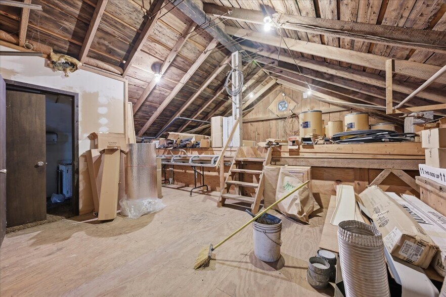More Photos Of 17 Halls Mill Rd, Preston Manufacturing For Sale