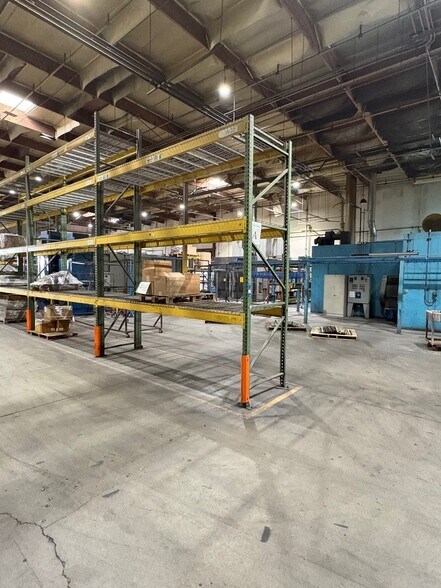 More Photos Of 3101 Camino Del Sol, Oxnard Manufacturing For Lease