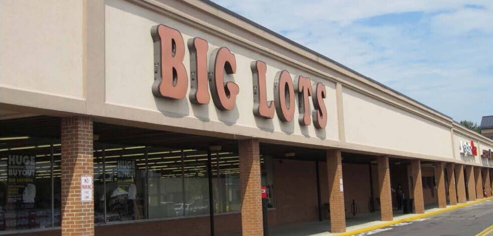 More Photos Of 525 Titus Ave, Irondequoit Unknown For Lease