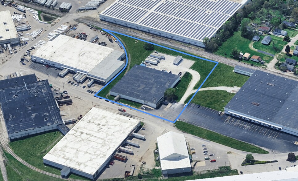 Primary Photo Of 1950 Stout Field West Dr, Indianapolis Warehouse For Lease