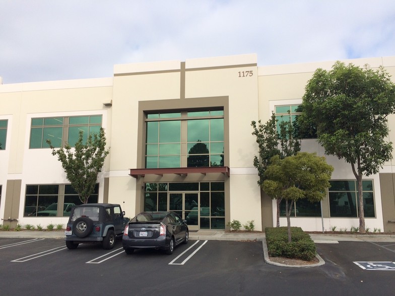 Primary Photo Of 1175 Warner Ave, Tustin Warehouse For Lease